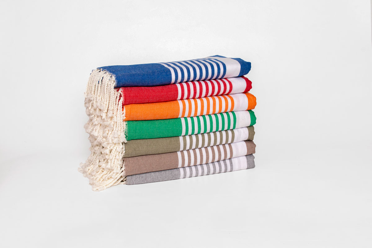 Guide d’achat de la serviette fouta traditionnelle et son histoire méditerranéenne